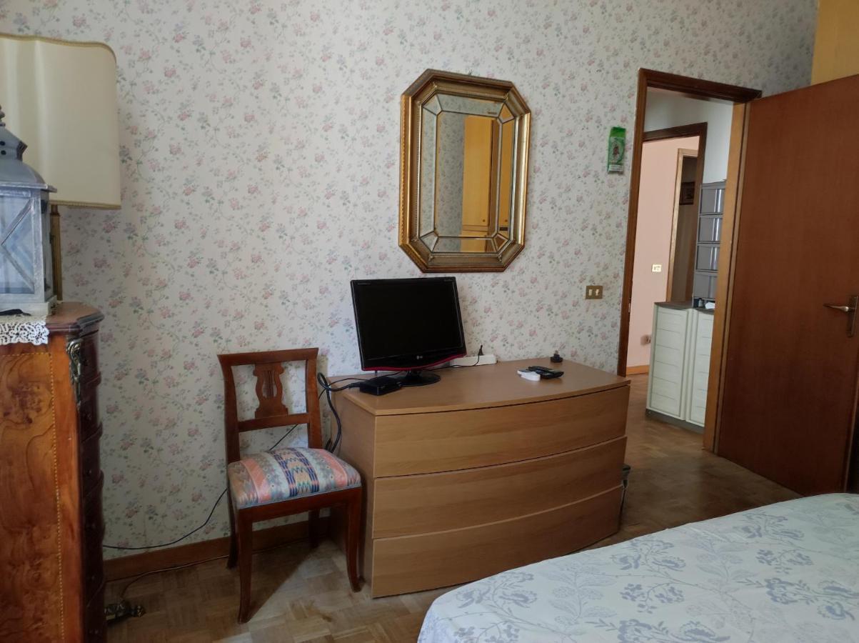 Ricky&mamma Bed and Breakfast Como Exteriör bild
